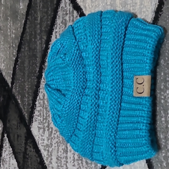 C.C CHUNKY STRETCH CABLE KNIT BEANIE HAT - Picture 1 of 6
